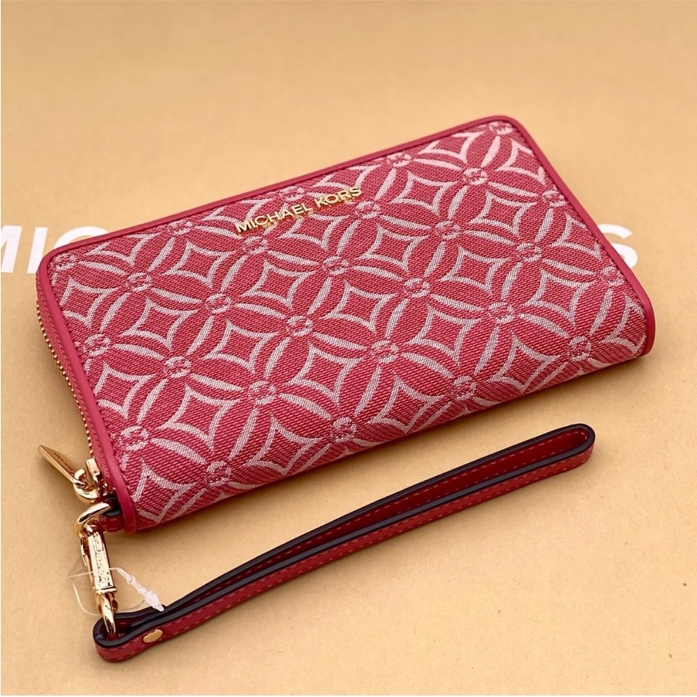 Michael Kors Jet Set Travel Multifunction Large Phone Wallet MK Light Berry - Picture 4 of 10